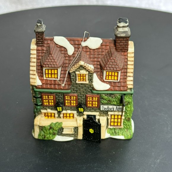 Dept 56 Dedlock Arms Christmas Village Ornament from 1994 - Picture 4 of 8